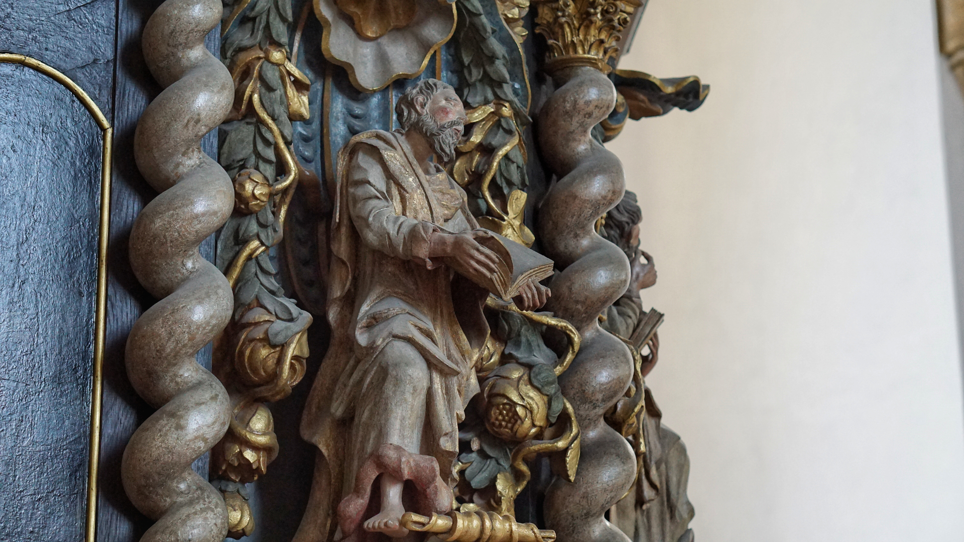 Detail Kanzel — #wasvikarinnensomachen — EvLuth Neustädter Marienkirche Bielefeld
